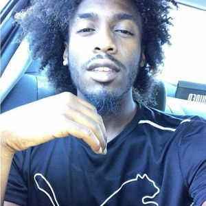 Meet your Posher, Avery